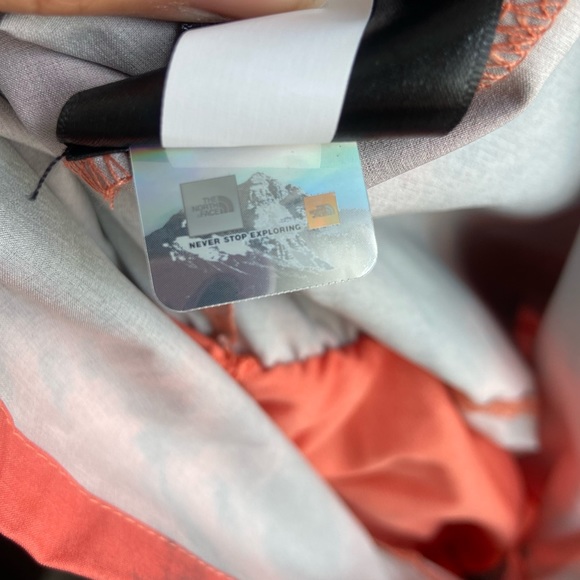 The North Face Printed Wander Short Size Large Coral Ice Dye Print NWT - Picture 12 of 14